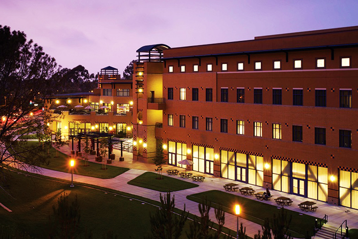 『UC Irvine』- 暖暖的加州陽光下,進行短期進修 『UC Irvine』- 暖暖的加州陽光下,進行短期進修