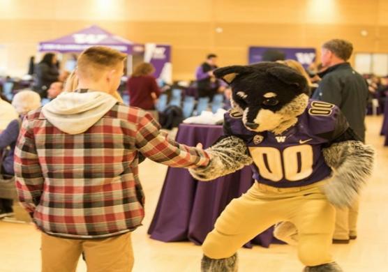 University of Washington 主題課程