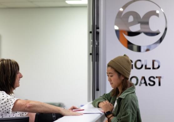 EC English 語言學習