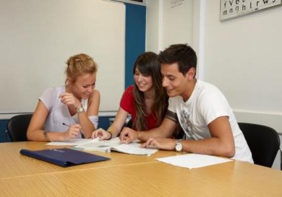 Frances King School of English 語言學習