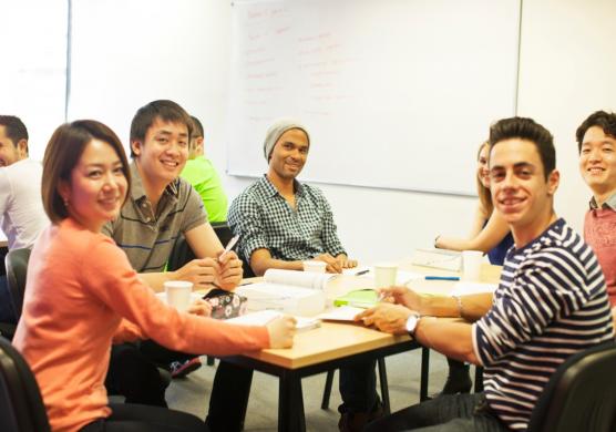 Impact English College 語言學習