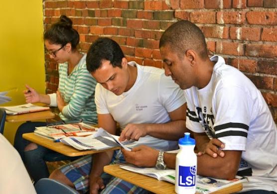 Language Studies International Boston 語言學習