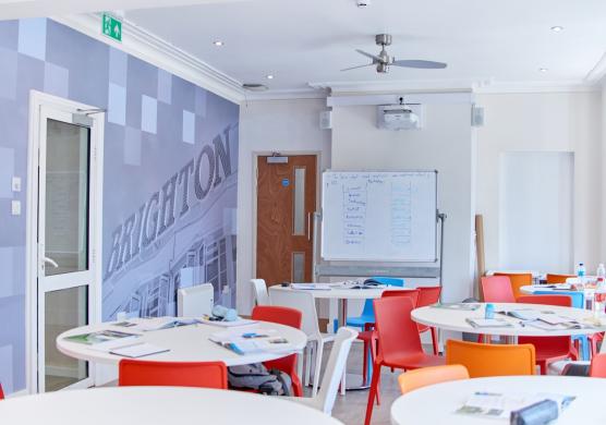 Language Studies International Brighton 語言學習