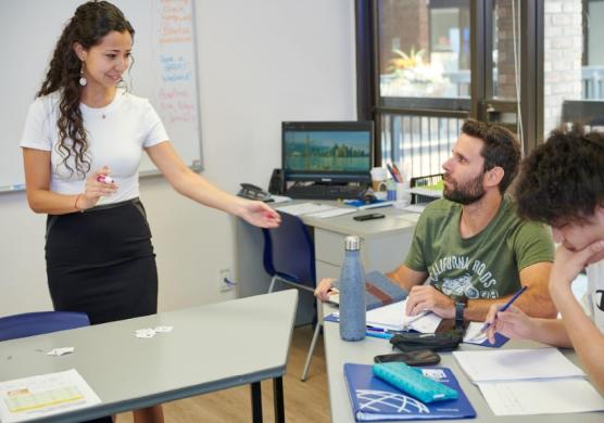 Language Studies International Toronto 語言學習