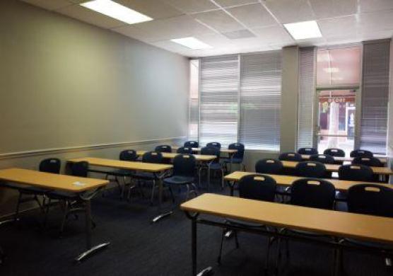 Talk English Schools 語言學習