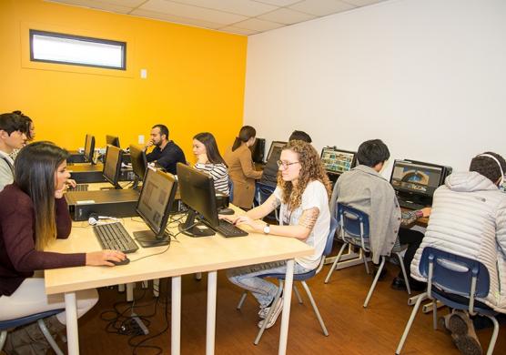 VanWest College Kelowna 語言學習