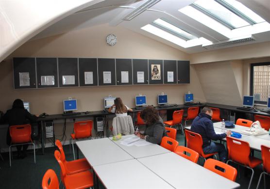 Centre of English Studies 語言學習