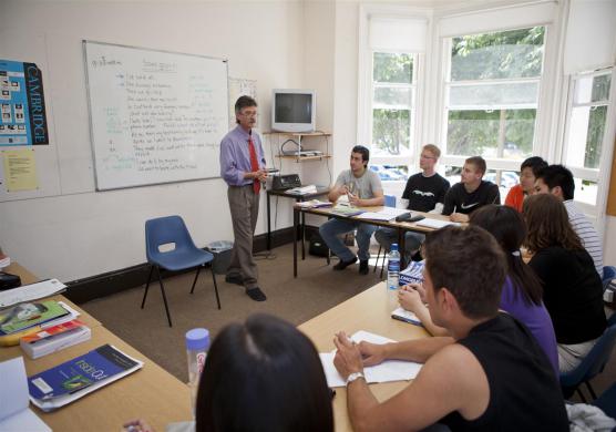 Centre of English Studies Worthing 專業證書