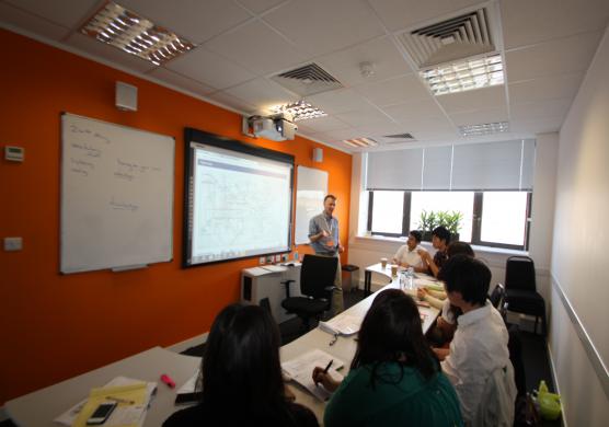 EC English 語言學習