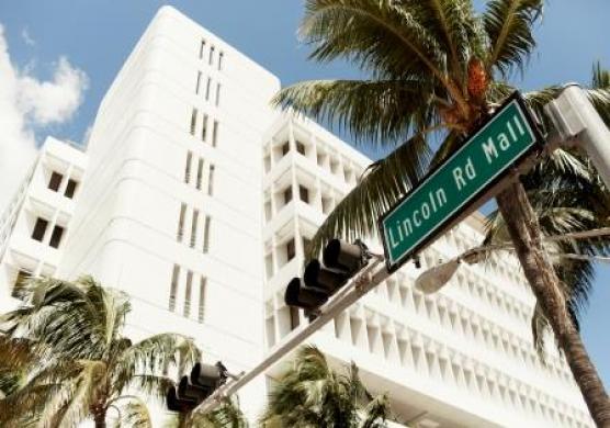 EC English Miami  學校介紹
