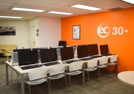 EC English Toronto 主題課程