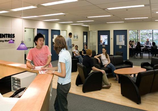 Eurocentres Language Learnin 語言學習