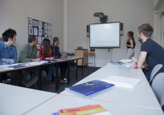 Kaplan Edinburgh 語言學習