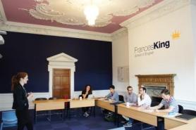 Frances King School of English 優惠課程