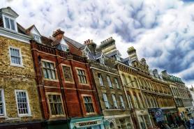 Language Studies International Cambridge 優惠課程